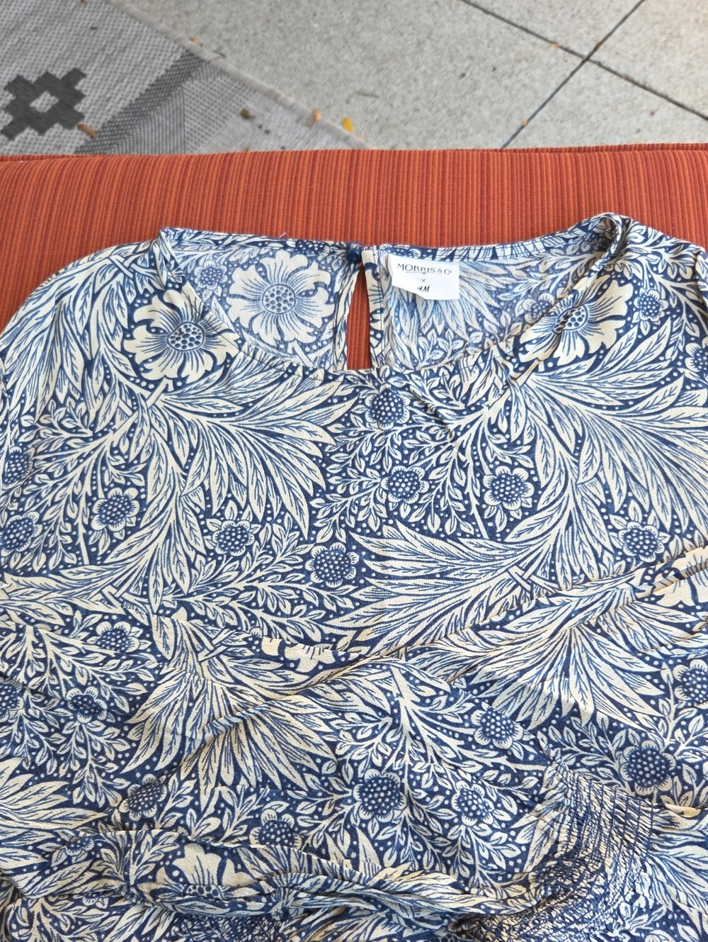 H&M Blue and Cream Floral William Morris Print Blouse